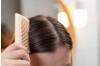 Ce boli ascunde căderea părului? De la dermatită seboreică la alopecie androgenetică